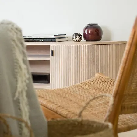 #stayhere - Brand New Unique Designer 1bdr In Trendy Neighbourhood