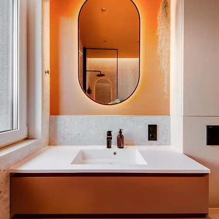 #stayhere - Brand New Unique Designer 1bdr In Trendy Neighbourhood Appartement *