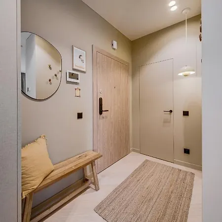 #stayhere - Brand New Unique Designer 1bdr In Trendy Neighbourhood *