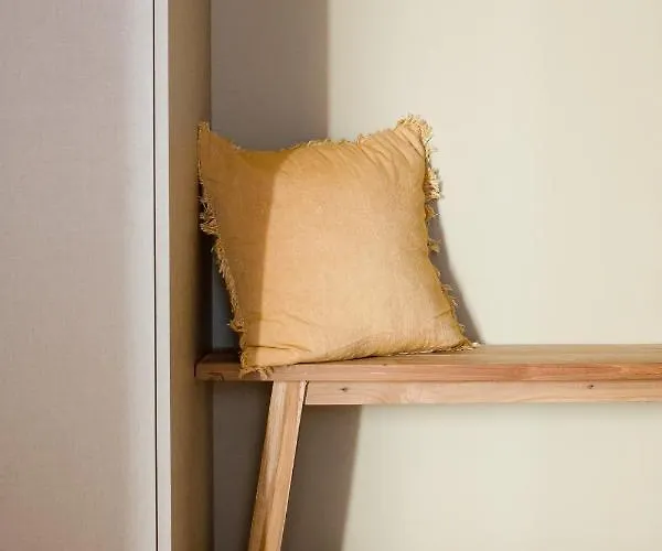 #stayhere - Brand New Unique Designer 1bdr In Trendy Neighbourhood