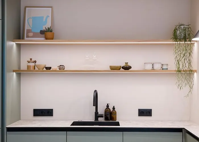 #stayhere - Brand New Unique Designer 1bdr In Trendy Neighbourhood *