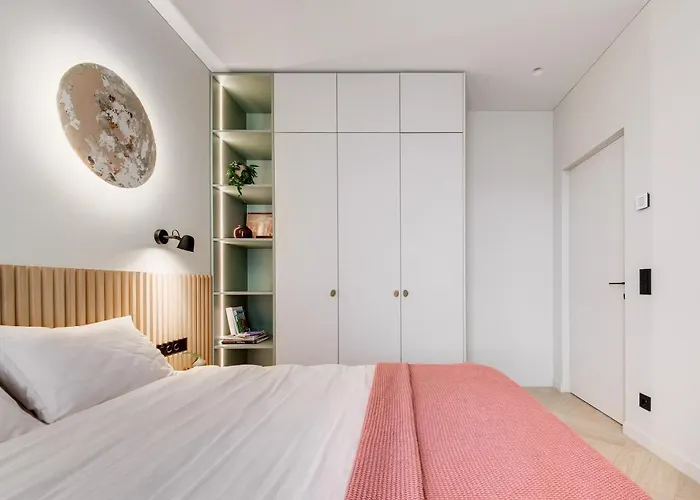 #stayhere - Brand New Unique Designer 1bdr In Trendy Neighbourhood