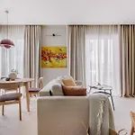#stayhere - Brand New Unique Designer 1bdr In Trendy Neighbourhood アパート ヴィリニュス