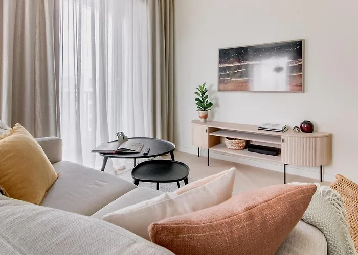 #stayhere - Brand New Unique Designer 1bdr In Trendy Neighbourhood Apartmán